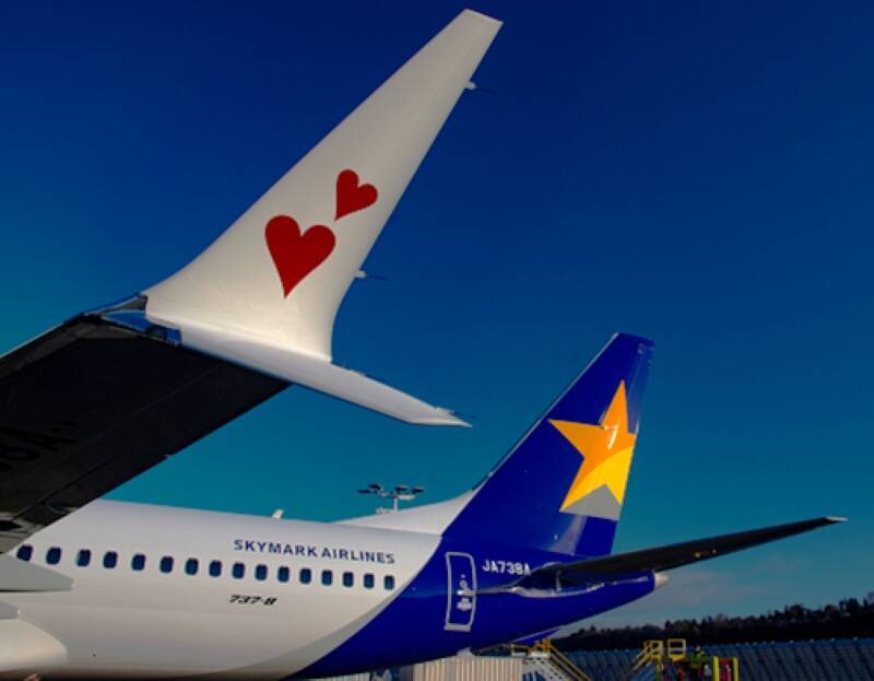 最新型「ボーイング737-8」日系エアライン初導入、スカイマーク5/28の羽田～福岡便から運行！快適シートに全席コンセント完備