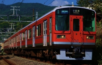 箱根登山線に「赤い1000形車両」が帰って来る！ 小田原～箱根湯本で11/27(木)から運転！観光客に優しく小田原乗り換えがスムーズに
