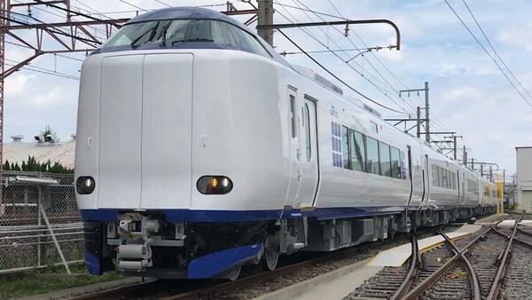 新型271系「ハローキティ はるか」ラッピング車両の先行展示実施へ　京都鉄道博物館