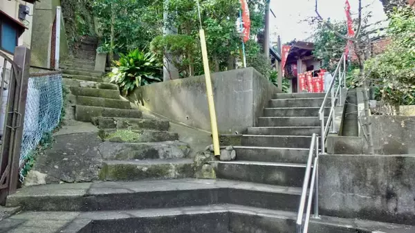 「130段の階段を上り下りしました【駅ぶら03】京浜急行88」の画像