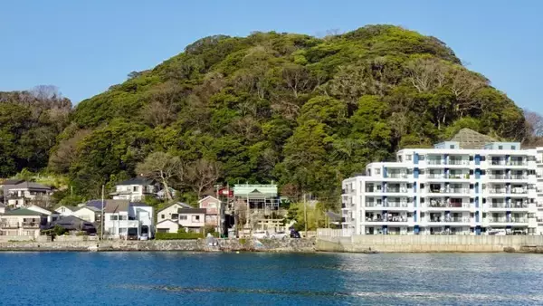 「海の青さは空を映しています【駅ぶら03】京浜急行99」の画像