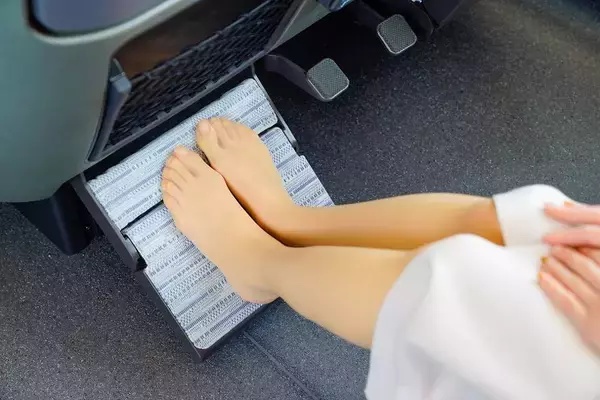 「いよいよ明日！新型名阪特急「ひのとり」がデビュー」の画像