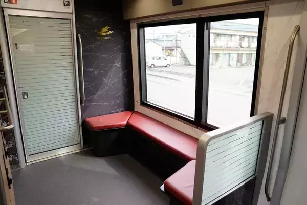 「いよいよ明日！新型名阪特急「ひのとり」がデビュー」の画像