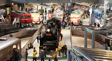 鉄道博物館など休館期間延長へ