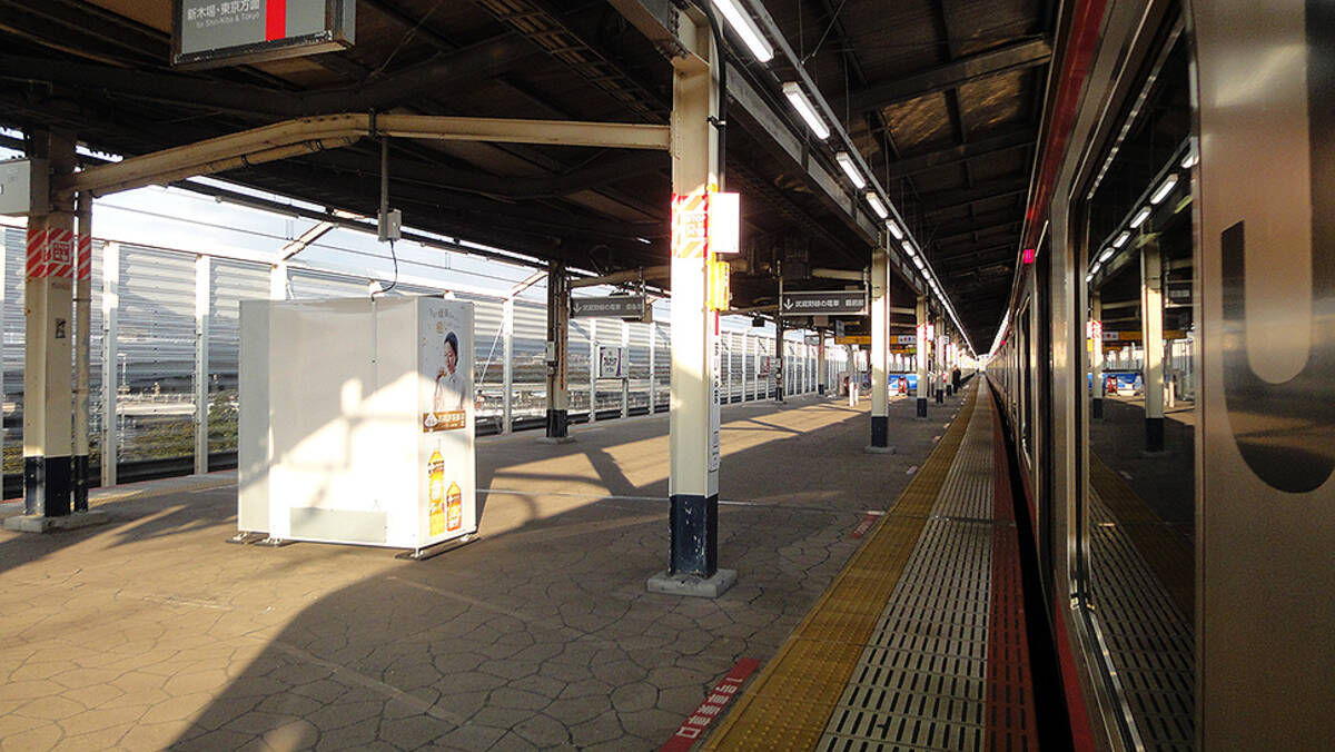 無人島と化した 夢の国 へと続く京葉線 舞浜駅 怖いぐらいに人がいないリアル 4 7緊急事態宣言 年4月7日 エキサイトニュース