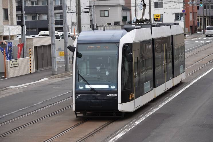 札幌市電 古今東西車両紹介 5 札幌市電初の3車体連接車 A10形 ポラリス 年5月3日 エキサイトニュース