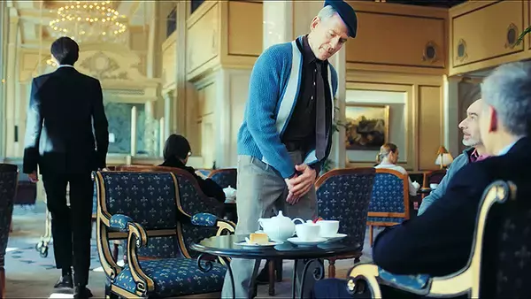 「ズボンにじゅわっと染み出た残尿シミ どう隠す？ 画期的な尿シミバリアスプレーを花王リリーフが4/18全国発売！」の画像