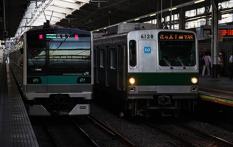 あの有名公園の地下にある！ 隠れた東京メトロ車両基地