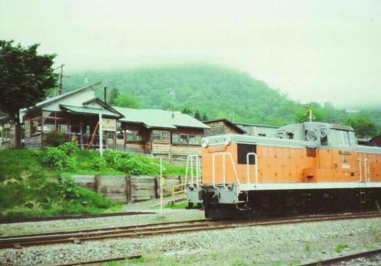 【廃止から1年　北海道・夕張支線の「いま」を訪ねて(3)】 清水沢駅と三菱石炭鉱業大夕張鉄道