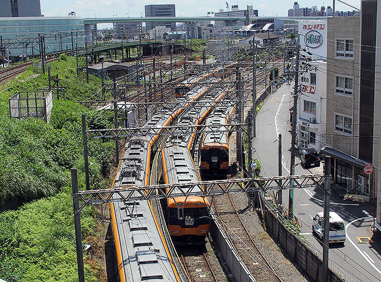 新幹線 名古屋の手前でみえる近鉄特急電車はどこへ行く 年5月7日 エキサイトニュース