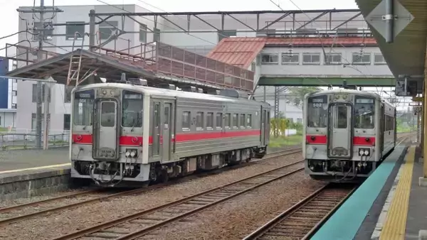 女子校生の嬌声　爺には眩しい【50代から始めた鉄道趣味】315