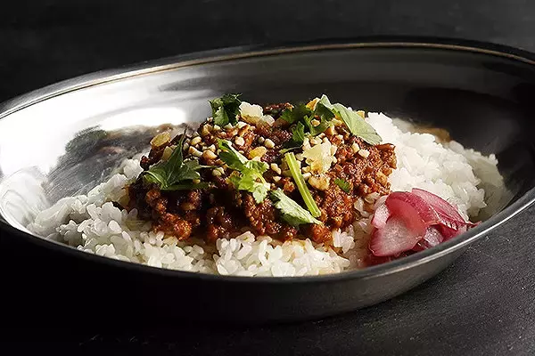 「駅改札内で本格インディーなカレー食おうぜ！ JR品川駅「SPICE FACTORY」オープン」の画像