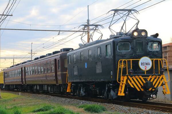 秩父鉄道 Elパレオエクスプレス 8 9月に運転 El塗装も変更 客車は綺麗に塗り直し 年7月日 エキサイトニュース