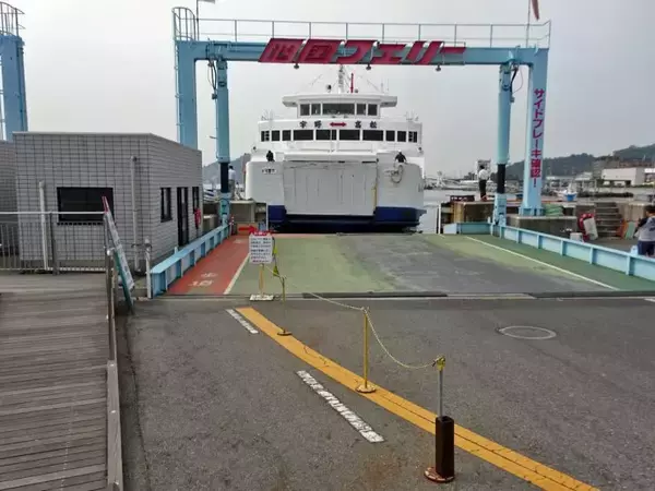「宇野駅から髙松行フェリーに乗船【50代から始めても楽しめますよ鉄道趣味】」の画像