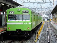 JR西日本 奈良線 103系も残り2本、なつかしい2016年の動画も