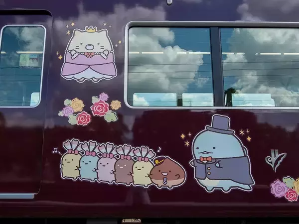 「阪急電鉄にすみっコぐらしとのコラボ列車「すみっコぐらし号」登場！」の画像