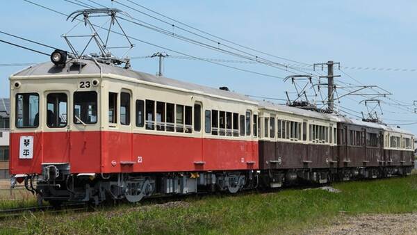 ことでん 9月 21日に4両編成レトロ電車を最終運転 234人の乗客が抽選で決定 年9月11日 エキサイトニュース ことでん 9月 21日に4両編成レトロ電車を最終運転 234人の乗客が抽選で決定 年9月11日 エキサイトニュース