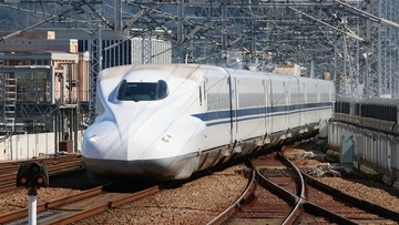 特急・新幹線OK　JR西日本全線2日間12,000円「どこでもドアきっぷ」発売へ　JR九州・四国含む3社版も　「ウエストエクスプレス銀河」と「サンライズ」は？