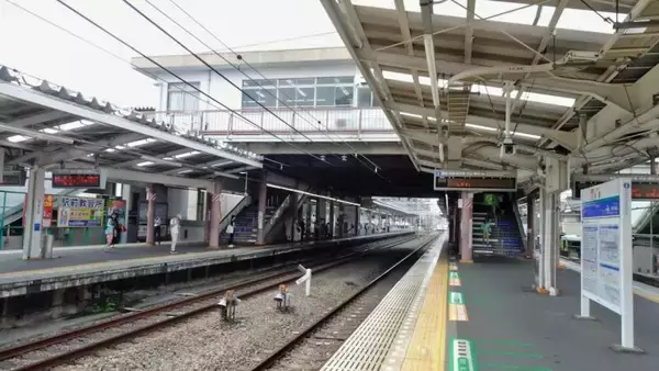 「吹き起こる秋風鶴をあゆましむ【駅ぶら04】西武池袋線038」の画像