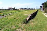 大社線 廃線跡の通学路で島根県人のやさしさを知る…出雲高松駅ホームで心地よい風にあたりながらビールやたこ焼きで乾杯
