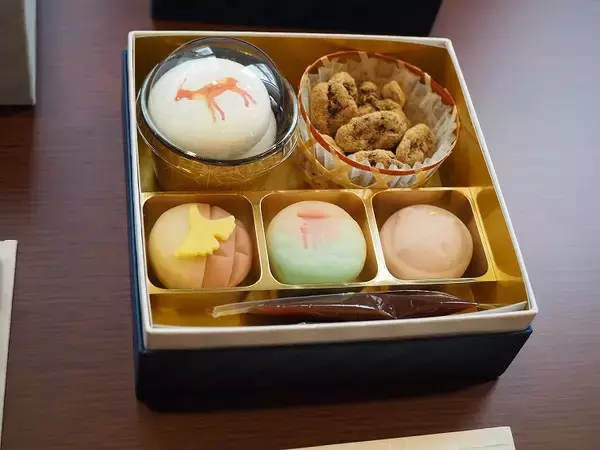 「観光列車「etSETOra」に乗って地酒と瀬戸内グルメを堪能　「せとうち広島DC」を徹底解説！【味体験編】」の画像