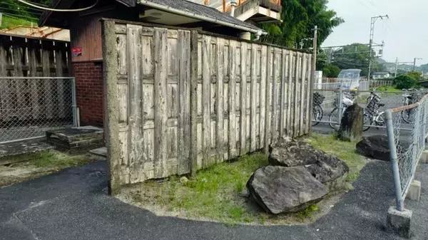 「通津駅は絵本の中にあるみたい【木造駅舎巡礼02】山陽本線37/47」の画像