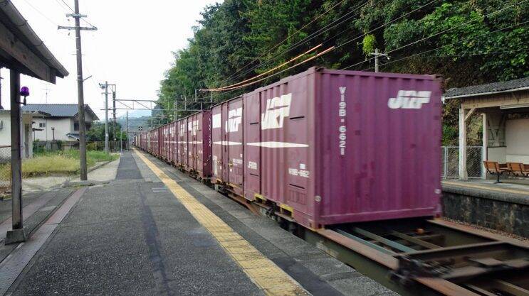 通津駅は絵本の中にあるみたい【木造駅舎巡礼02】山陽本線37/47