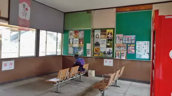 「富海駅　神様仏様大集合【木造駅舎巡礼02】山陽本線48/58」の画像