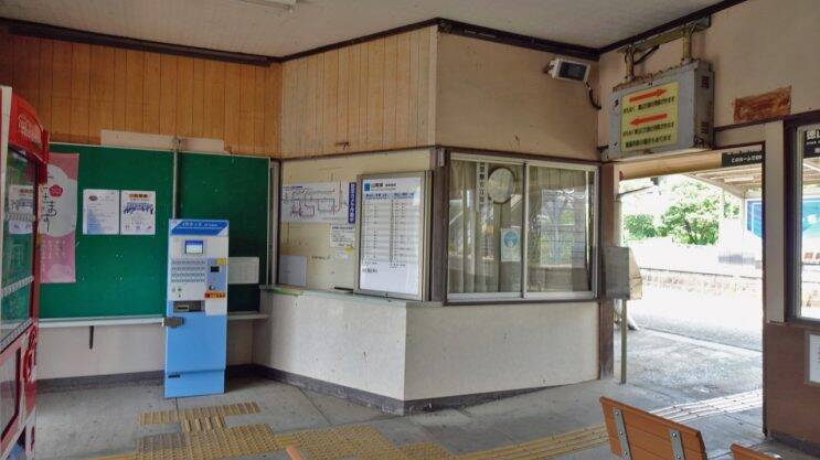 富海駅　神様仏様大集合【木造駅舎巡礼02】山陽本線48/58