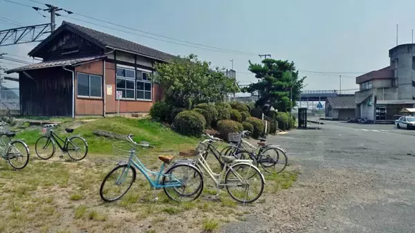 「四辻駅　松の木がシンボル？【木造駅舎巡礼02】山陽本線」の画像