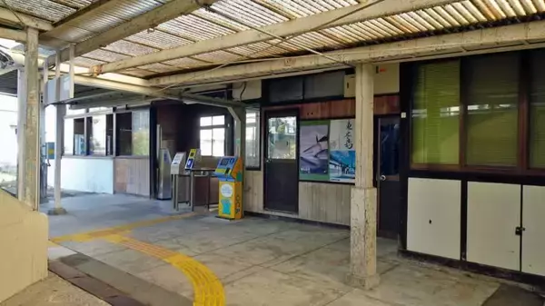 「安芸津駅　50年前の壁画【木造駅舎巡礼03】呉線」の画像