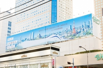 品川に出現した「リニア中央新幹線の特大看板」には何が描かれているの？　JR東海に聞いてみた