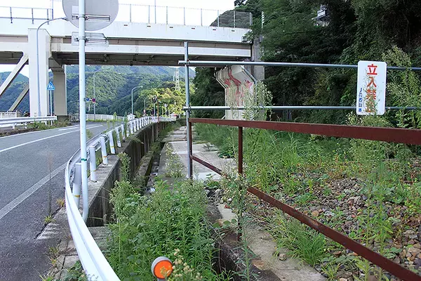 「三江線 第二江津橋りょうの先にある古町、江津本町に残る幕府直轄地＿中心街の面影をゆっくりクルマでたどる【動画】」の画像