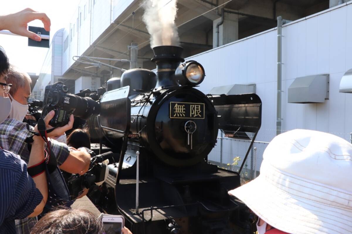 Sl鬼滅の刃 初日はお見送りに約3400人参加 大正時代の蒸気機関車が熊本 博多間を走る 年11月2日 エキサイトニュース