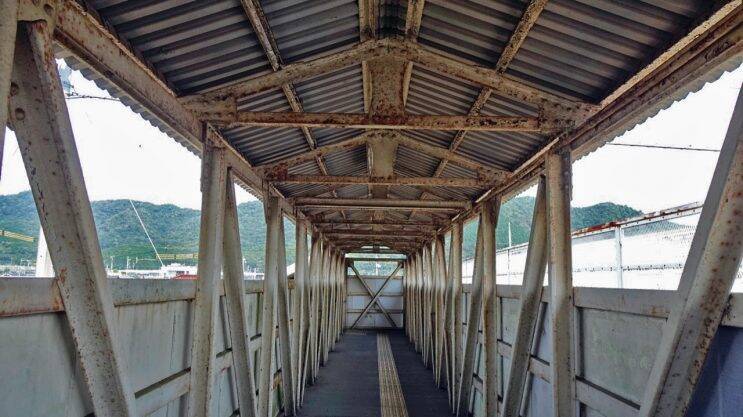 構内が広いなぁ 木造駅舎巡礼04 岩徳線 年12月5日 エキサイトニュース