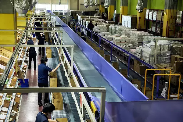 豊田自動織機の最新流通システム、八王子の流通センターに出現＿配送リードタイム短縮や生産性向上へ