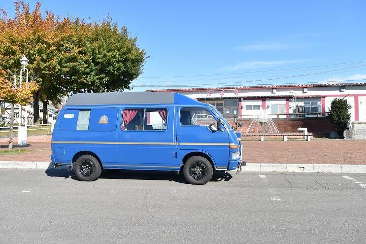 公道を走る寝台特急「北斗星」！？趣味が高じてファーゴを改造、鉄道ファンならではのこだわりがすごい！