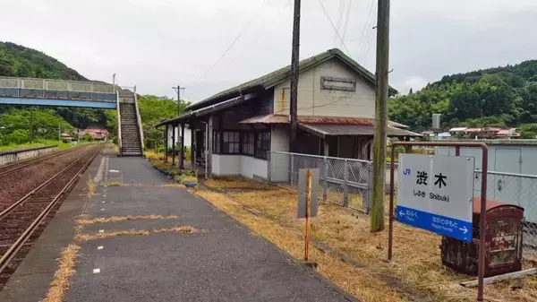 「行き止まりの道に駅がありました【木造駅舎巡礼06】美祢線07」の画像