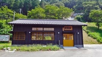 ホームの様子は変わりません【木造駅舎巡礼07】日田彦山線09