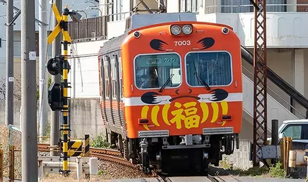 岳南電車の新春＿岳鉄福袋いろいろや干支柄1日フリー乗車券、ヘッドマークに缶バッジも！