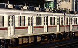 「200型に8000型、東武鉄道の車両には 型 がある、京阪は系と形で読み方が……」の画像2