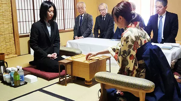 「岡田美術館杯 女流名人戦 1/17大盤解説会を YouTubeライブ配信！ 里見香奈名人12連覇か、加藤桃子三段が阻止か！」の画像