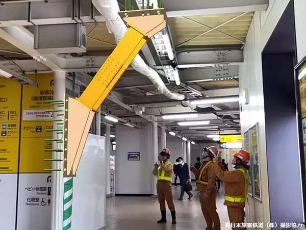 「武蔵小杉駅2面2線化や東海道線直上道路桁架設にMR複合現実技術、TIS DataMesh 大林組がJR東日本工事現場で採用」の画像