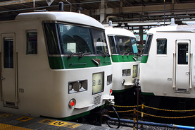 踊り子 185系 最後の走り、東海道線の特急電車が東北線を走るナゼ【動画】