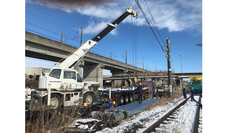 東北新幹線への電化柱の提供、第一白川橋りょうの技術支援……JRTTの災害復旧支援事例