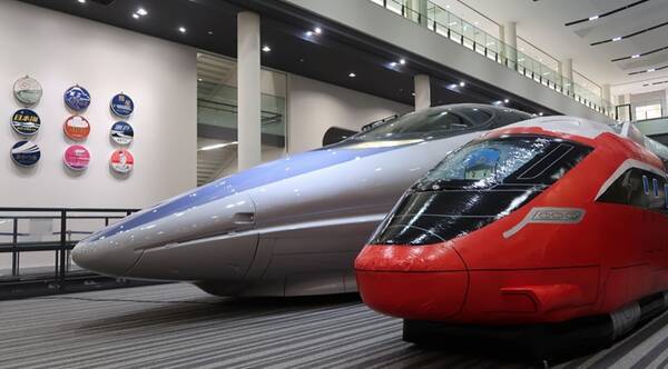 プラレールフェスティバル In 京都鉄道博物館 開催へ 500系新幹線と スピードジェット 大型バルーン模型が並ぶ 21年3月8日 エキサイトニュース