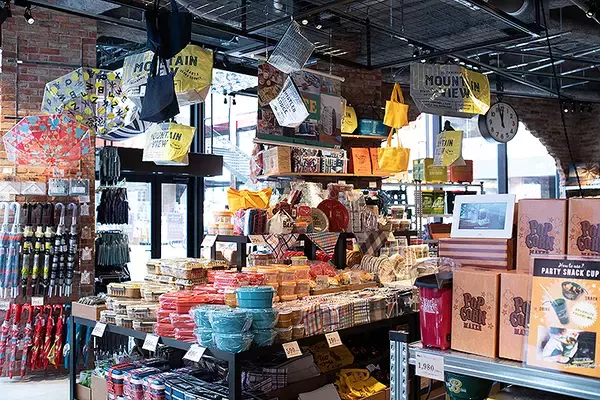 「渋谷にニューヨーク市地下鉄の駅が出現!? AWESOME STORE TOKYO 3/12オープン！ オーサム史上最強の品揃え」の画像