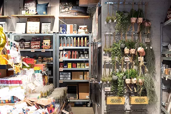 「渋谷にニューヨーク市地下鉄の駅が出現!? AWESOME STORE TOKYO 3/12オープン！ オーサム史上最強の品揃え」の画像