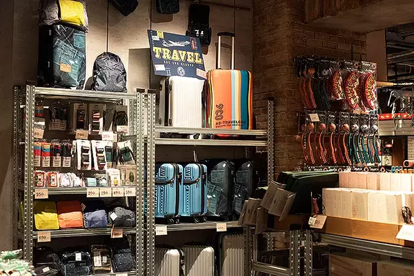 「渋谷にニューヨーク市地下鉄の駅が出現!? AWESOME STORE TOKYO 3/12オープン！ オーサム史上最強の品揃え」の画像