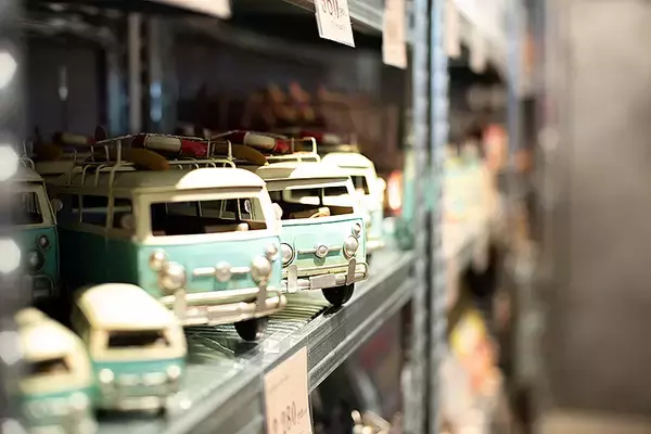 「渋谷にニューヨーク市地下鉄の駅が出現!? AWESOME STORE TOKYO 3/12オープン！ オーサム史上最強の品揃え」の画像